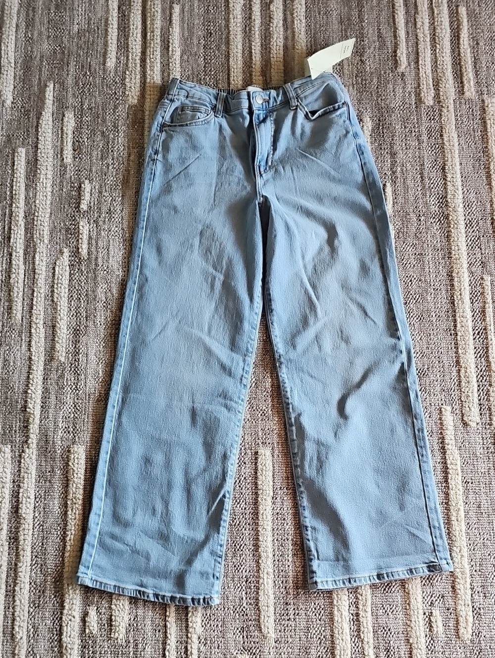 Women’s Straight-Leg Jeans in Light Blue Wash